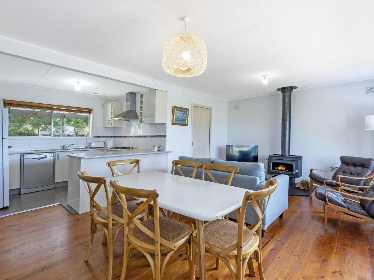 Willan 43 Powling Street Port Fairy Exterior photo
